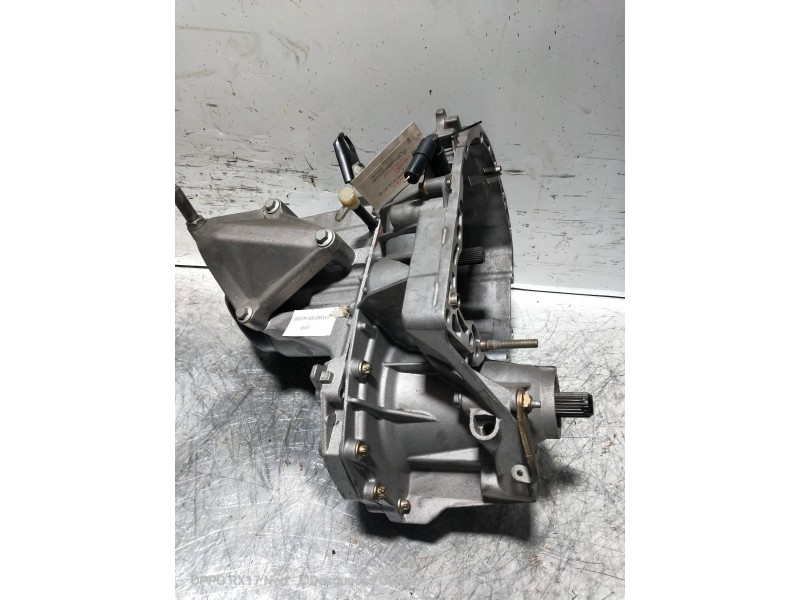 Recambio de caja cambios para renault megane i classic (la0) referencia OEM IAM JB3973 S062495  Recambio de caja cambios para renault megane i classic (la0) referencia OEM IAM JB3973 S062495