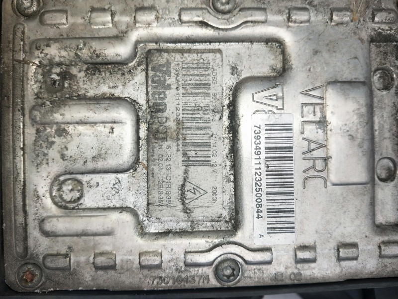 Recambio de faro izquierdo para jaguar xj referencia OEM IAM 89031486 73010137M XENON