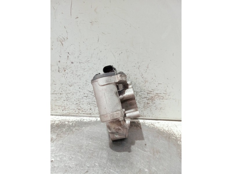 Recambio de valvula egr para renault koleos referencia OEM IAM 8200854280  