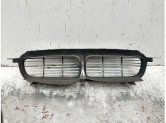 Recambio de rejilla delantera para jaguar xj referencia OEM IAM    2