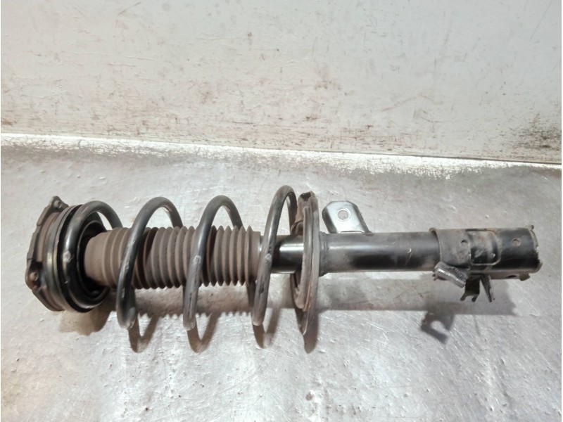 Recambio de amortiguador delantero derecho para renault koleos referencia OEM IAM 824903004684 54302JY01B 