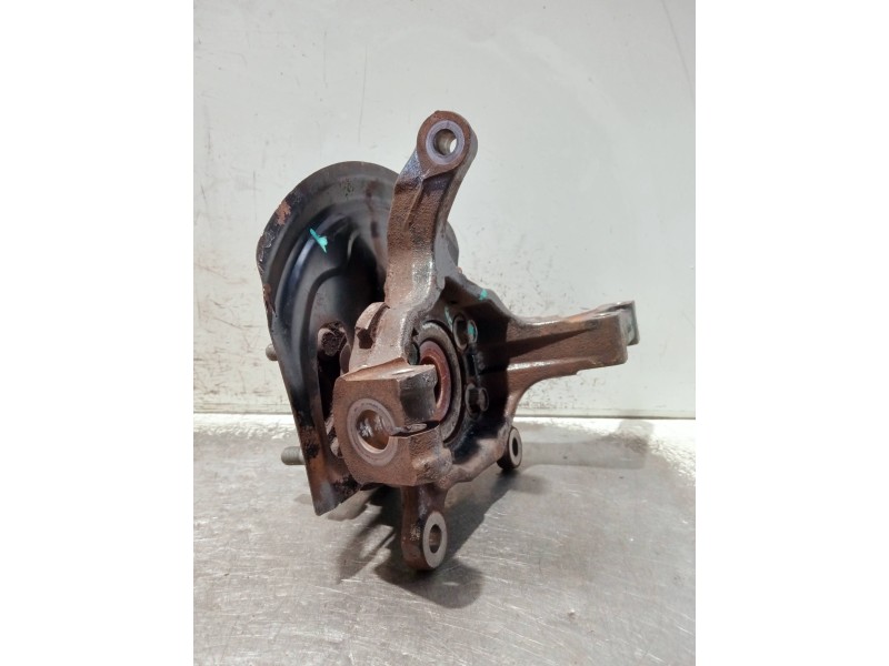 Recambio de mangueta delantera izquierda para renault koleos referencia OEM IAM   