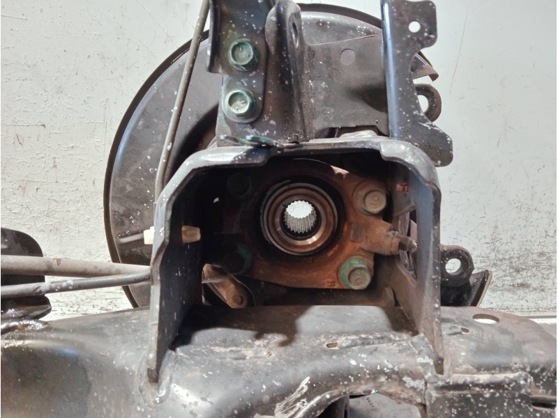 Recambio de mangueta trasera derecha para renault koleos referencia OEM IAM   