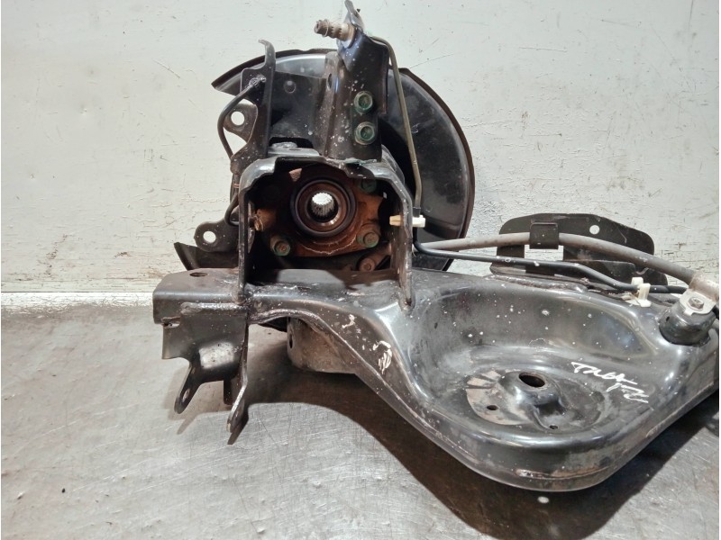 Recambio de mangueta trasera izquierda para renault koleos referencia OEM IAM   