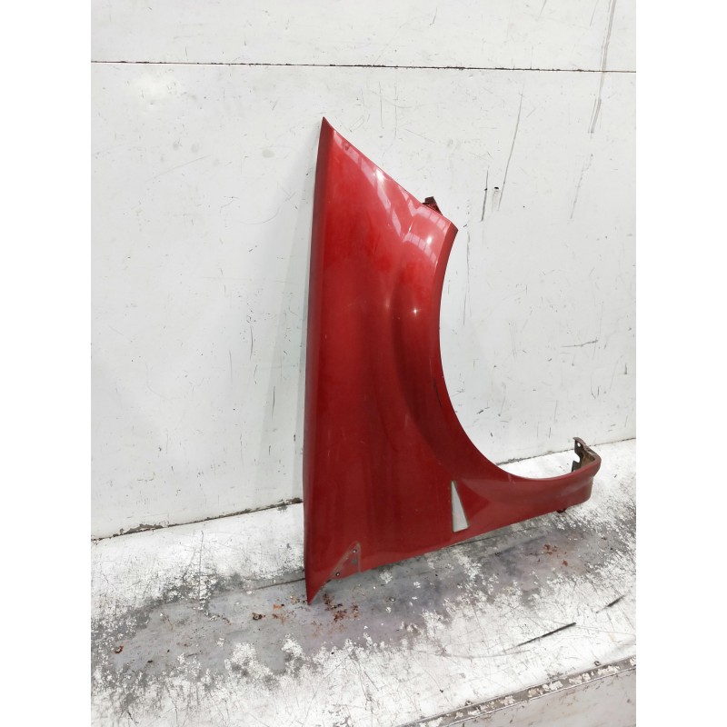 Recambio de aleta delantera derecha para renault megane ii berlina 3p 1.5 dci diesel referencia OEM IAM   