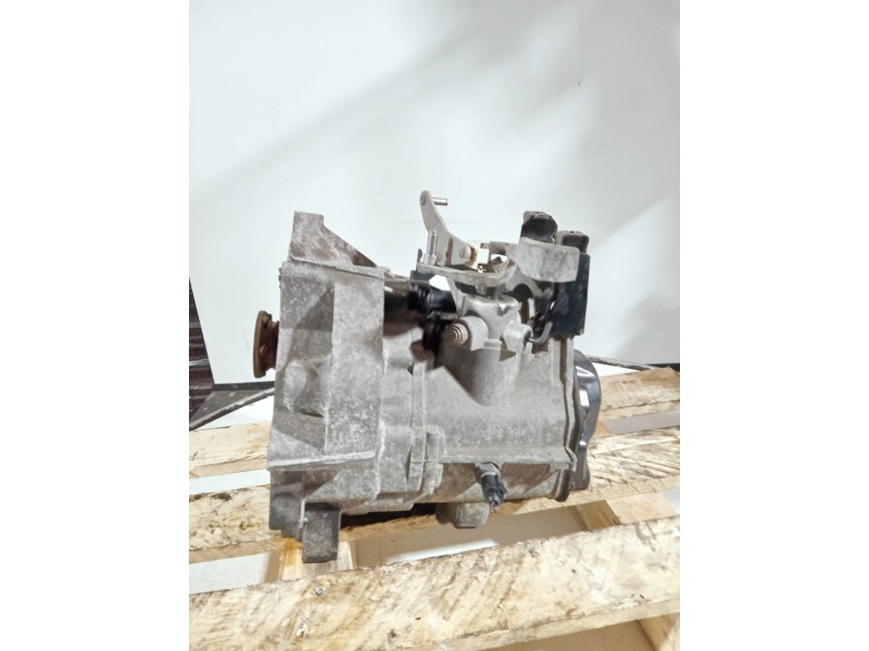 Recambio de caja cambios para volkswagen polo (9n3) referencia OEM IAM GRZ 30085482394 5V