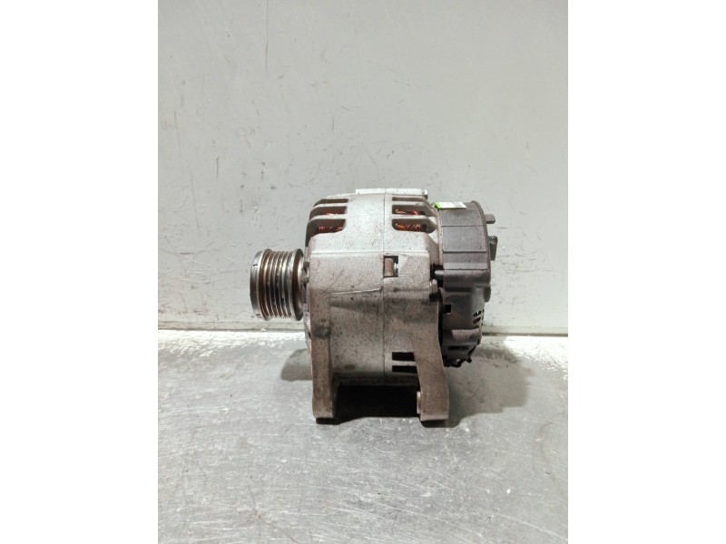Recambio de alternador para nissan kubistar (x76) referencia OEM IAM 575537120000 2543378 