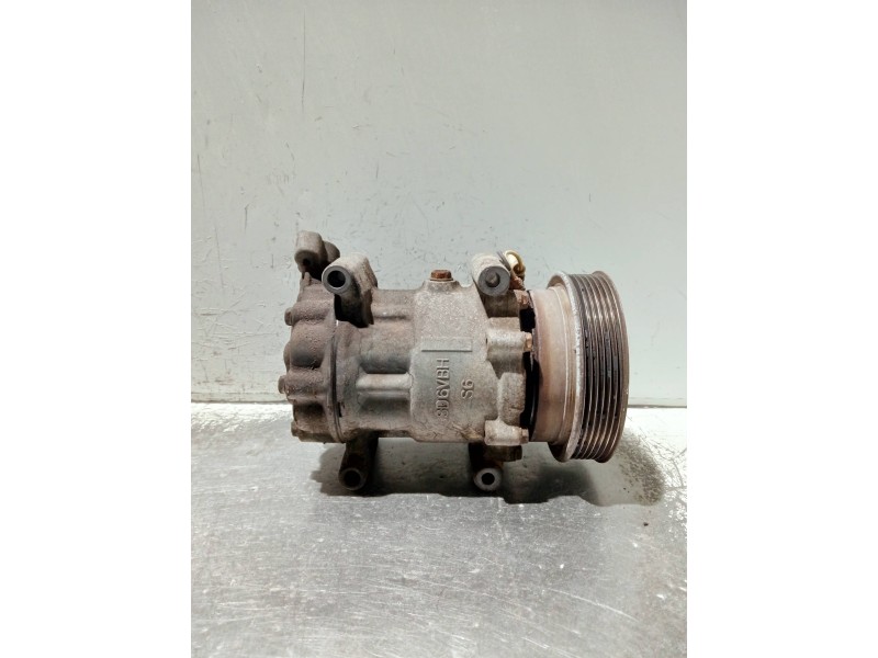 Recambio de compresor aire acondicionado para nissan kubistar (x76) referencia OEM IAM 8200315744 1416K 