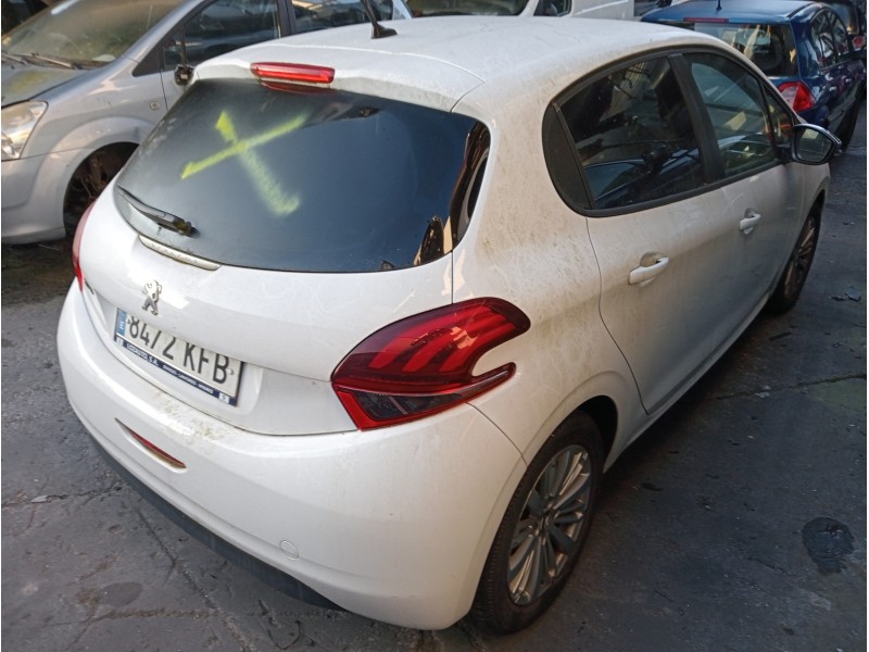 peugeot 208 del año 2017