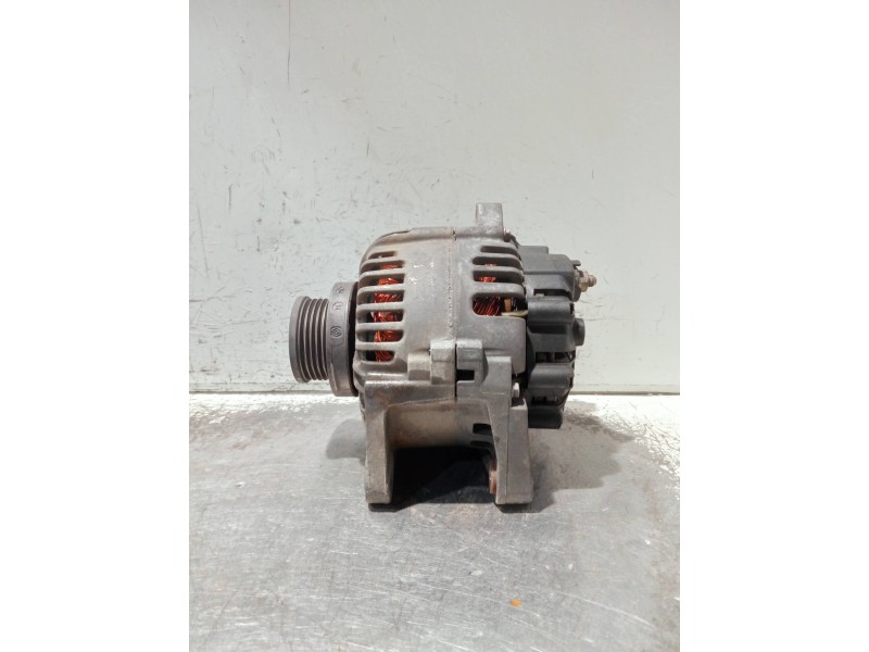 Recambio de alternador para renault megane ii berlina 3p 1.5 dci diesel referencia OEM IAM 8200100907 2542664D TG11C011
