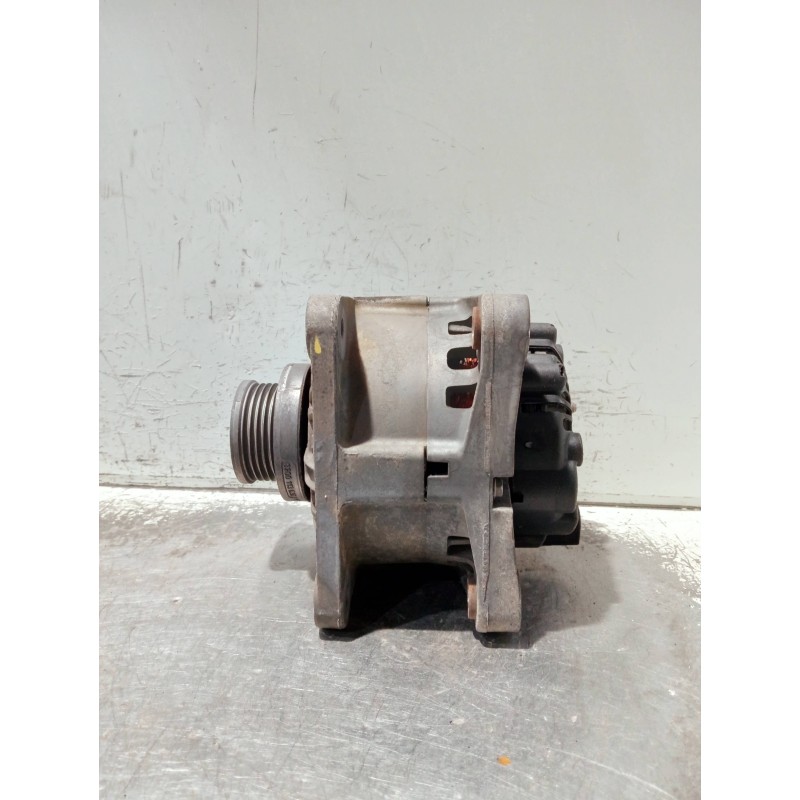 Recambio de alternador para renault megane ii berlina 3p 1.5 dci diesel referencia OEM IAM 8200100907 2542664D TG11C011