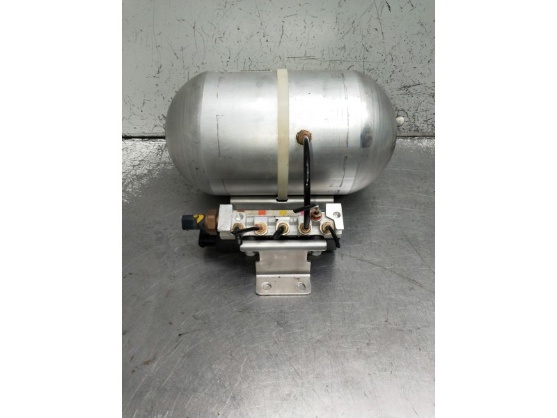 Recambio de bomba suspension para jaguar xj referencia OEM IAM 2W935B696AE KF201500011 ACUMULADOR