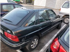 ford escort berlina/turnier del año 1994 2