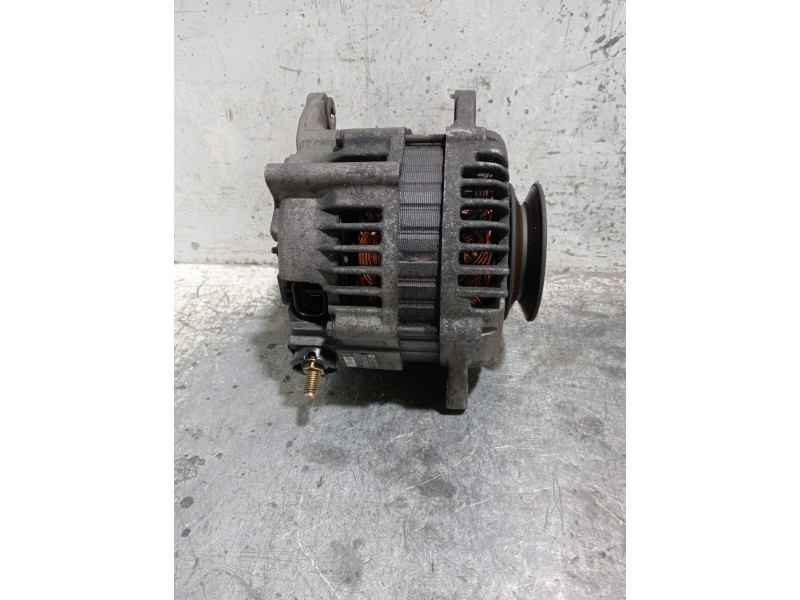 Recambio de alternador para nissan almera (n16/e) referencia OEM IAM 23100BN300  