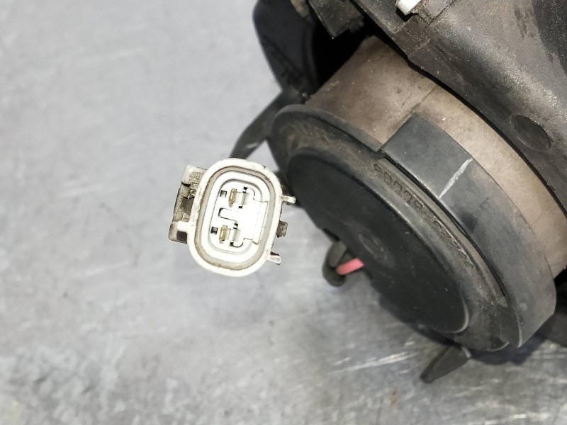 Recambio de faro antiniebla derecho para subaru legacy familiar/outback b13 (bp) referencia OEM IAM 9922350003  