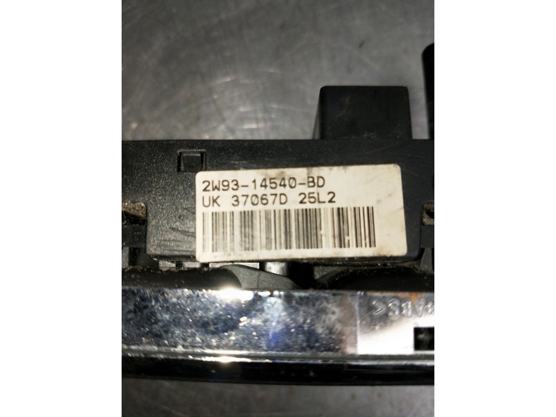 Recambio de mando elevalunas delantero izquierdo para jaguar xj referencia OEM IAM 2W9314540BD  4P