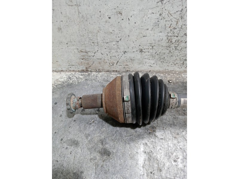 Recambio de transmision delantera izquierda para audi a1 (8x) ambition referencia OEM IAM 6R0407761K  