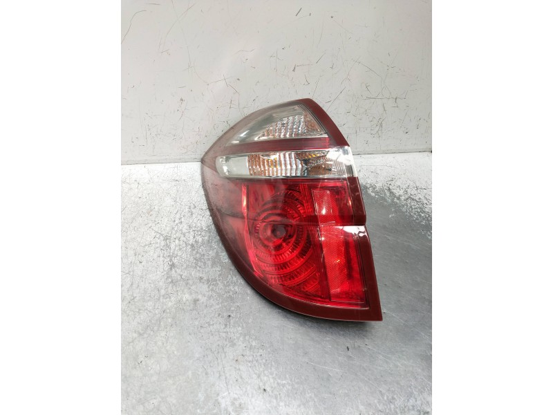 Recambio de piloto trasero izquierdo para subaru legacy familiar/outback b13 (bp) referencia OEM IAM 22020952 A045053 