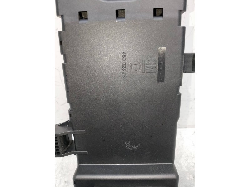 Recambio de caja reles / fusibles para saab 9-3 berlina referencia OEM IAM 460023268 12805076 