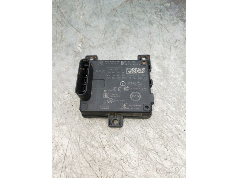 Recambio de modulo electronico para volkswagen golf viii gti cd1 clubsport referencia OEM IAM 0203305797 5WA907561 5WA907572A