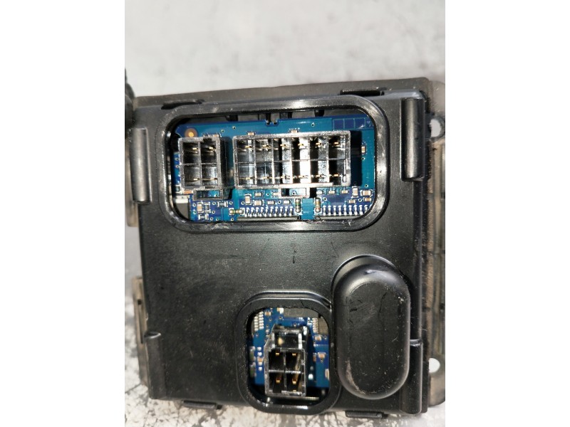 Recambio de centralita faros xenon para seat leon (1p1) referencia OEM IAM 7L6941329A 89393663  Recambio de centralita faros xenon para seat leon (1p1) referencia OEM IAM 7L6941329A 89393663