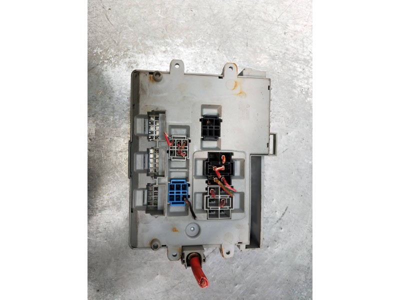 Recambio de caja reles / fusibles para bmw serie 3 berlina (e90) referencia OEM IAM 690660703 92939171030101 
