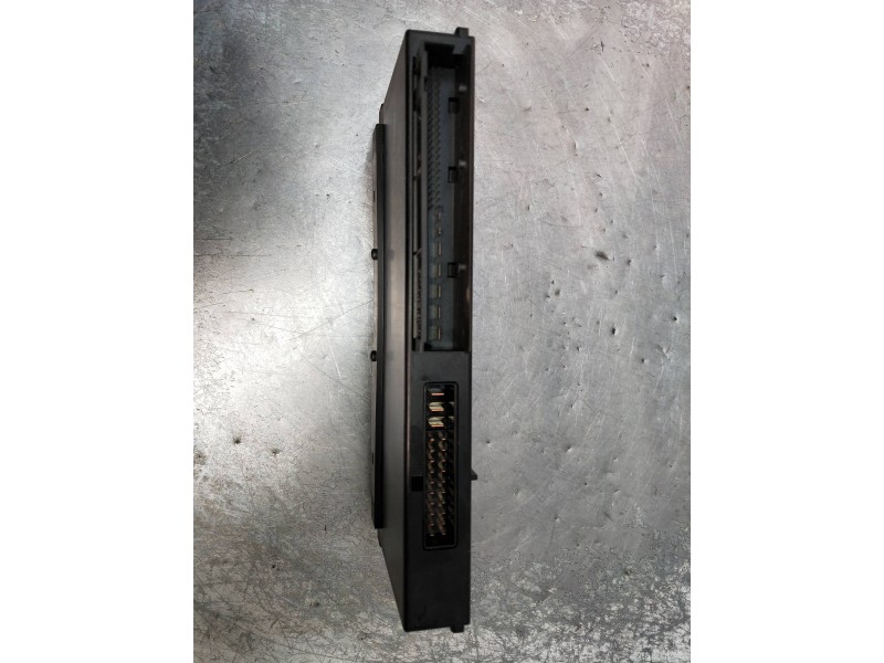 Recambio de modulo electronico para bmw serie 3 berlina (e90) referencia OEM IAM 6135698270901 532305D06 