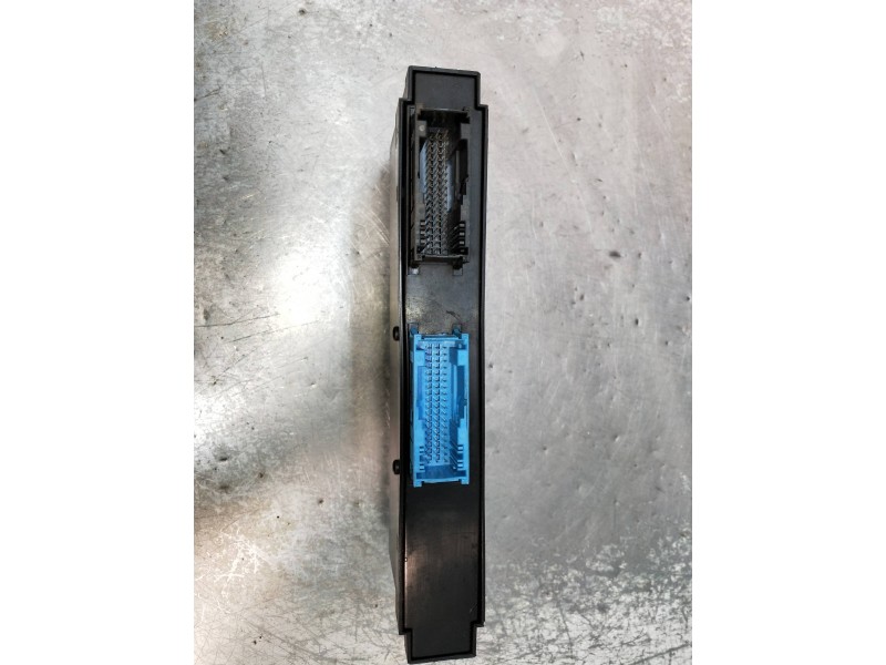 Recambio de modulo electronico para bmw serie 3 berlina (e90) referencia OEM IAM 6135698270901 532305D06 