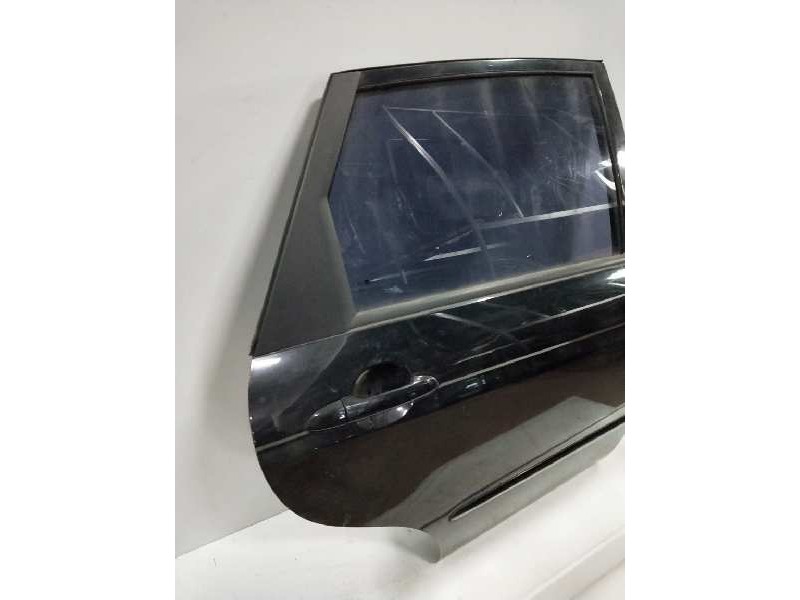 Recambio de puerta trasera derecha para kia cerato 2.0 turbodiesel cat referencia OEM IAM   