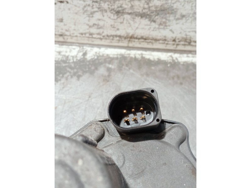 Recambio de caja mariposa para volkswagen polo (9n3) referencia OEM IAM 03C133062B A2C53030790 