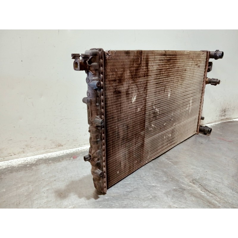 Recambio de radiador agua para volkswagen polo (9n3) referencia OEM IAM 6Q0121523Q 151190070F01 