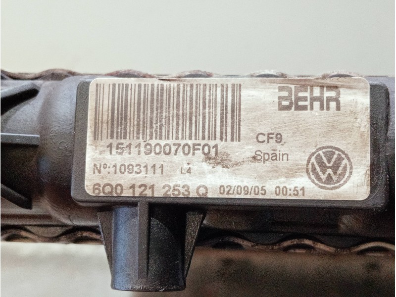 Recambio de radiador agua para volkswagen polo (9n3) referencia OEM IAM 6Q0121523Q 151190070F01 