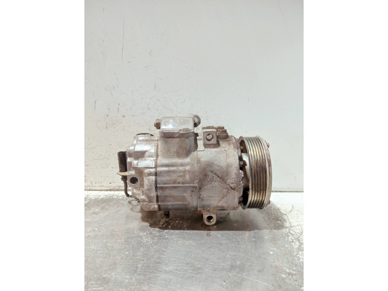 Recambio de compresor aire acondicionado para volkswagen polo (9n3) referencia OEM IAM 6Q0820803 8741F 