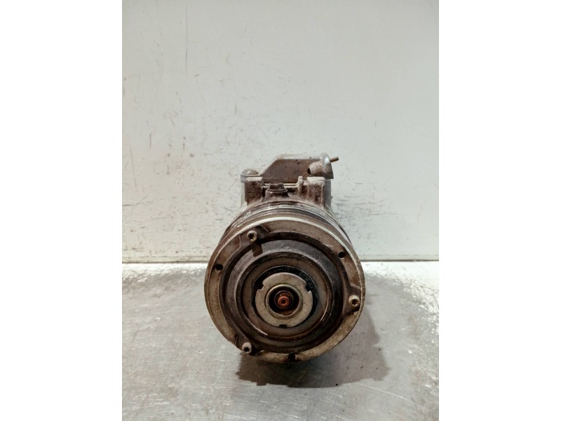 Recambio de compresor aire acondicionado para volkswagen polo (9n3) referencia OEM IAM 6Q0820803 8741F 