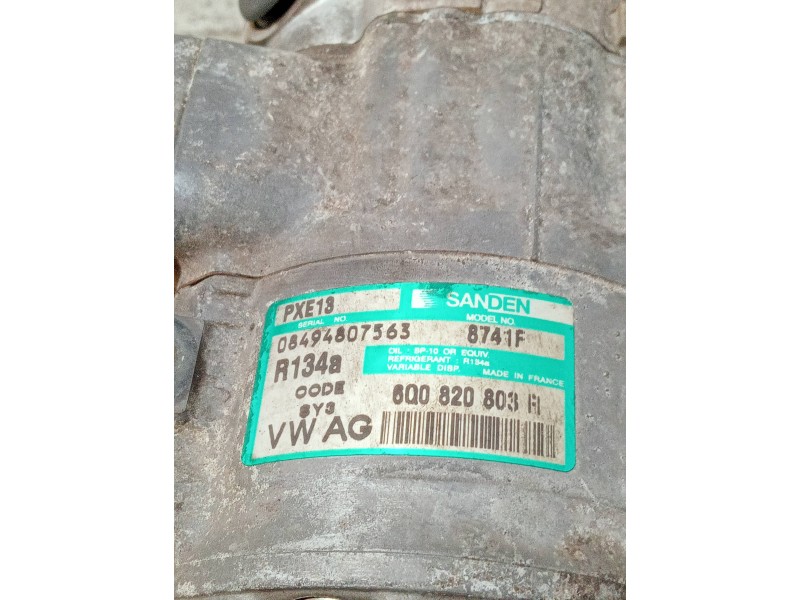 Recambio de compresor aire acondicionado para volkswagen polo (9n3) referencia OEM IAM 6Q0820803 8741F 