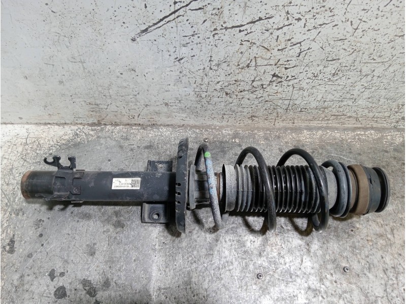 Recambio de amortiguador delantero derecho para audi a1 (8x) ambition referencia OEM IAM 6R0413031S  