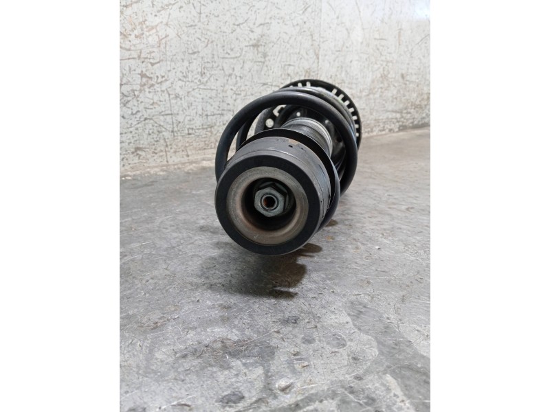 Recambio de amortiguador delantero derecho para audi a1 (8x) ambition referencia OEM IAM 6R0413031S  