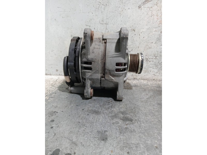 Recambio de alternador para audi a1 (8x) ambition referencia OEM IAM 0124525200 03C903025F 