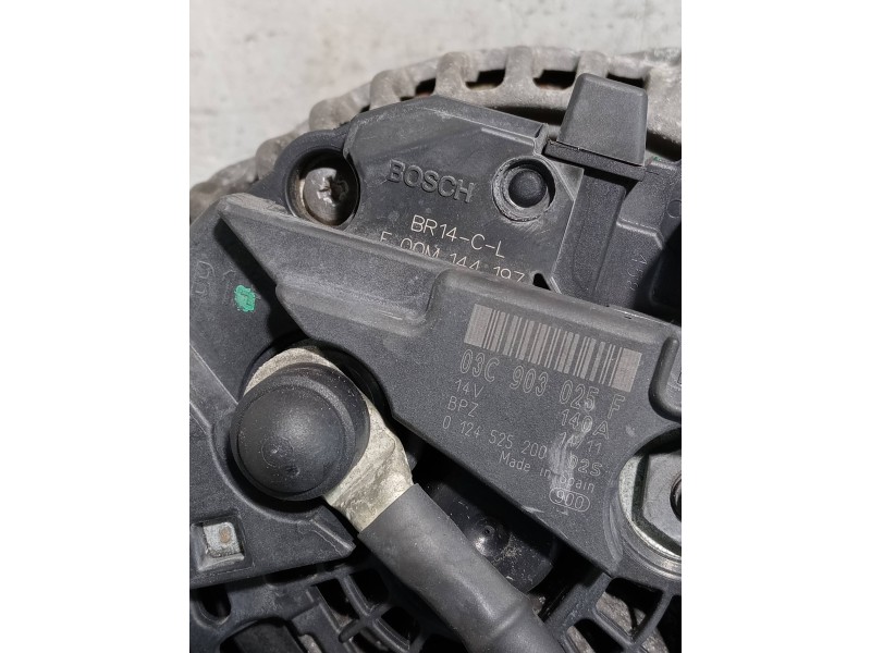 Recambio de alternador para audi a1 (8x) ambition referencia OEM IAM 0124525200 03C903025F 