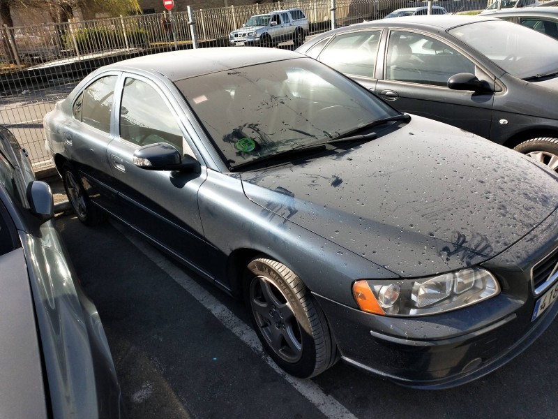 volvo s60 berlina del año 2008