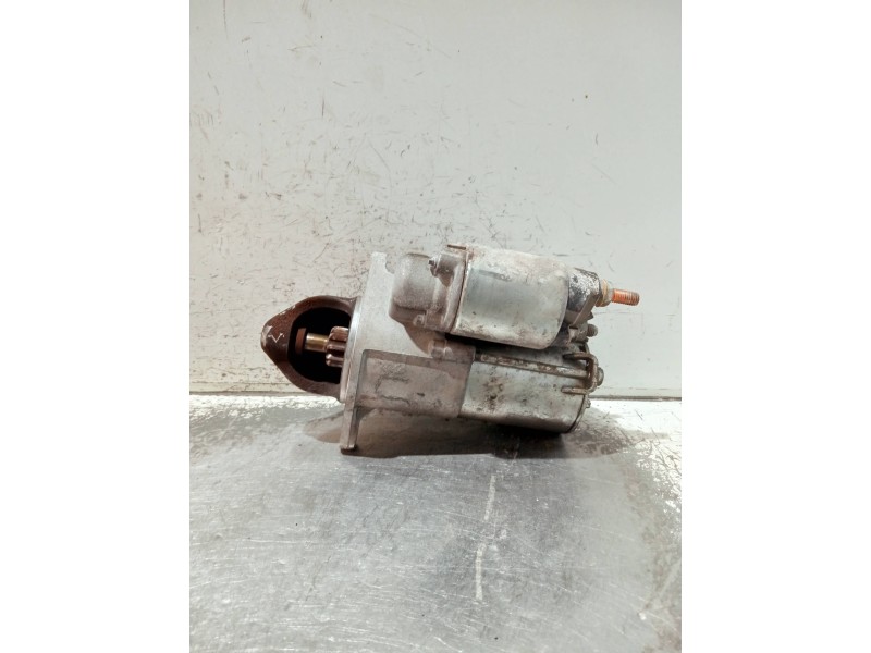 Recambio de motor arranque para opel astra gtc referencia OEM IAM 55556092  
