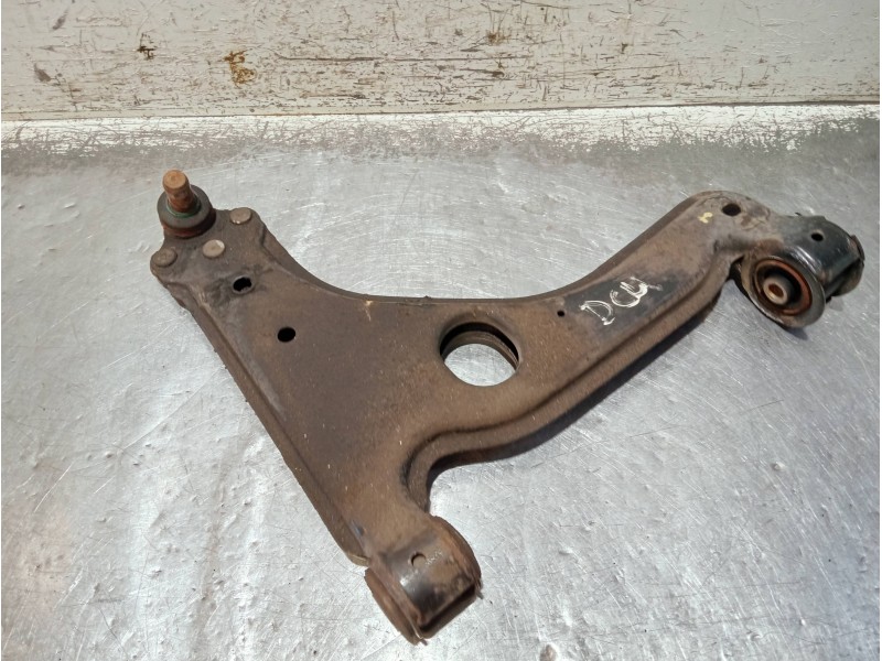 Recambio de brazo suspension inferior delantero derecho para opel astra gtc referencia OEM IAM 90496036  
