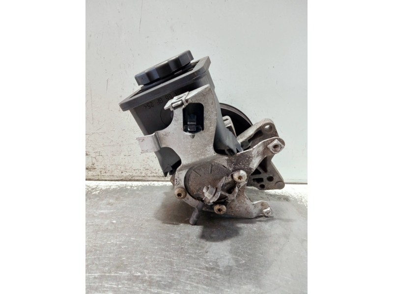 Recambio de bomba direccion para bmw serie 3 compact (e46) referencia OEM IAM 32417787106  