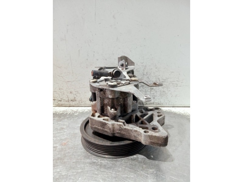 Recambio de bomba direccion para bmw serie 3 compact (e46) referencia OEM IAM 32417787106  