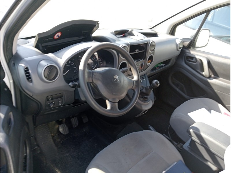 peugeot partner kasten del año 2015