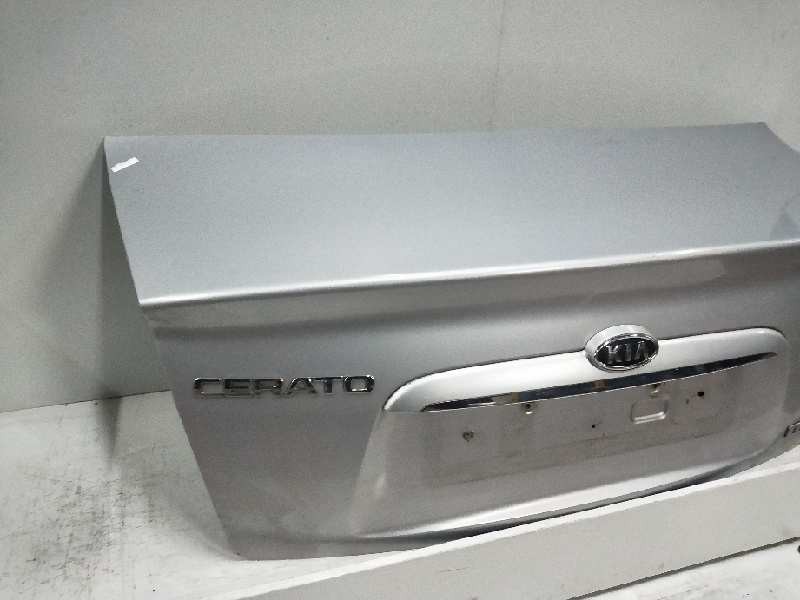 Recambio de tapa maletero para kia cerato 2.0 turbodiesel cat referencia OEM IAM   