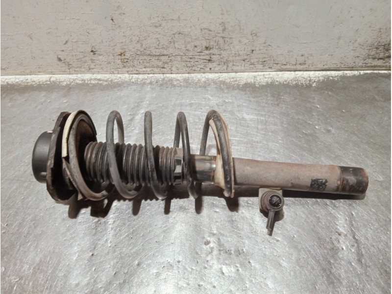 Recambio de amortiguador delantero para peugeot 206 berlina referencia OEM IAM   