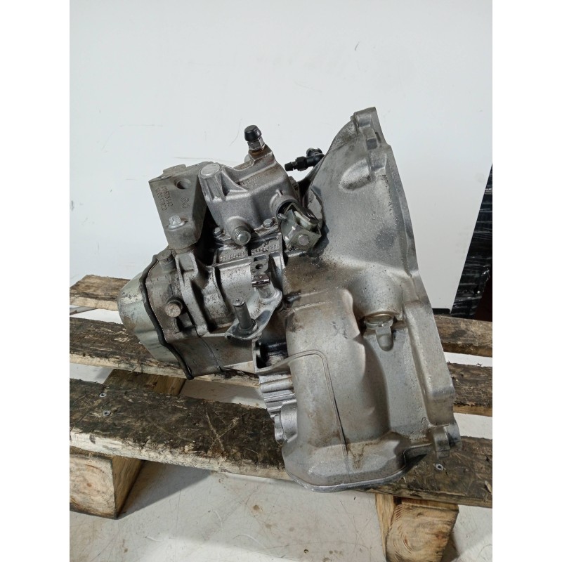 Recambio de caja cambios para opel astra gtc referencia OEM IAM F17C394 A03772F17C394 5V