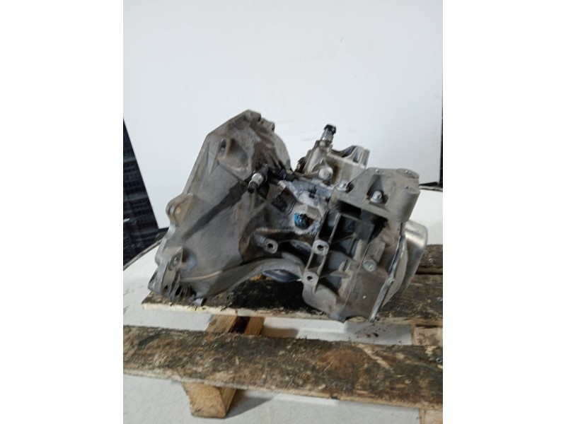 Recambio de caja cambios para opel astra gtc referencia OEM IAM F17C394 A03772F17C394 5V
