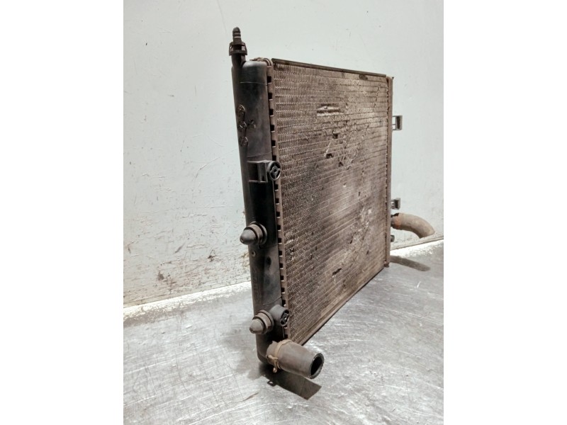 Recambio de radiador agua para citroen c3 referencia OEM IAM 9638520580  